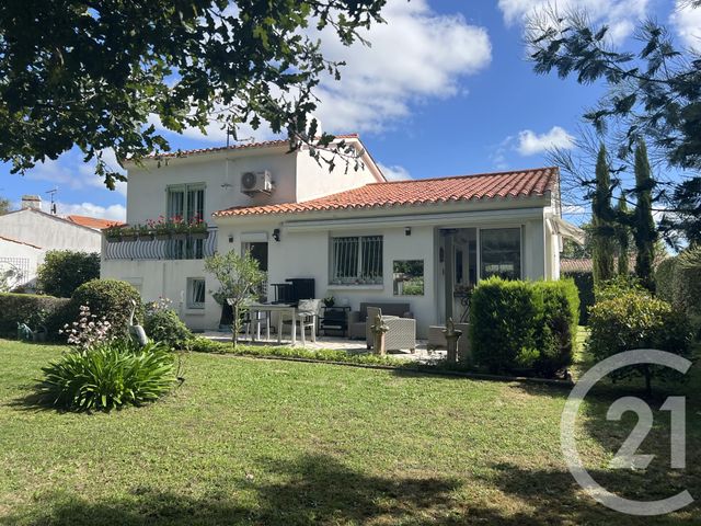 Maison à vendre - 6 pièces - 130,63 m2 - Challans - 85 - PAYS-DE-LOIRE