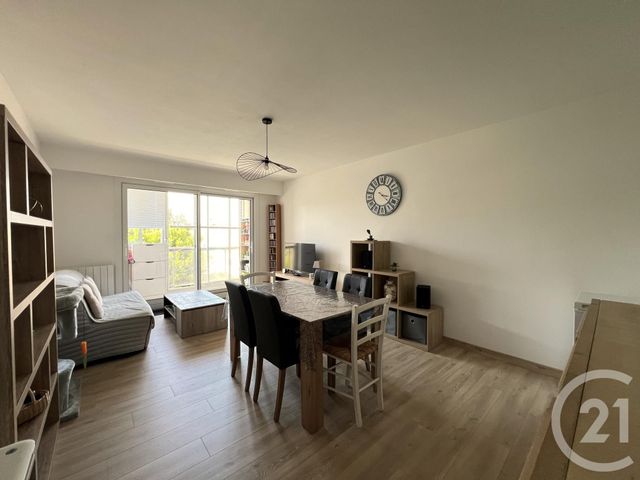Appartement T3 &agrave; vendre - 3 pi&egrave;ces - 62,16 m2 - Challans - 85 - PAYS-DE-LOIRE