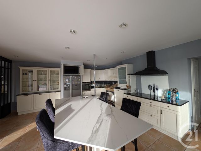 Maison à vendre - 6 pièces - 230 m2 - Beauvoir Sur Mer - 85 - PAYS-DE-LOIRE