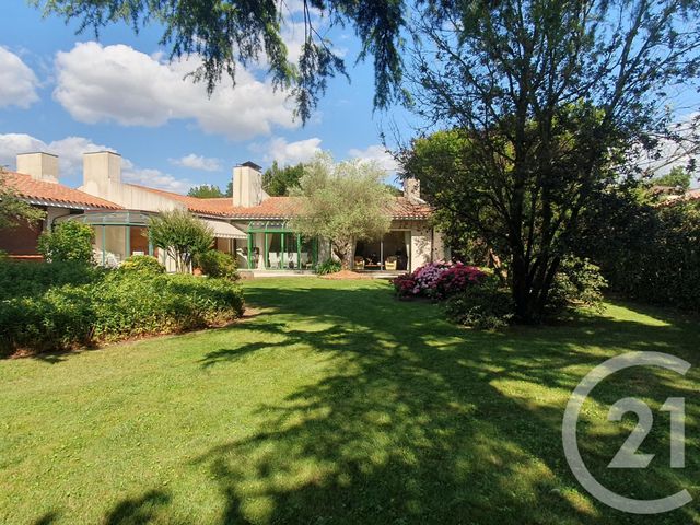 Maison à vendre - 10 pièces - 325 m2 - Challans - 85 - PAYS-DE-LOIRE