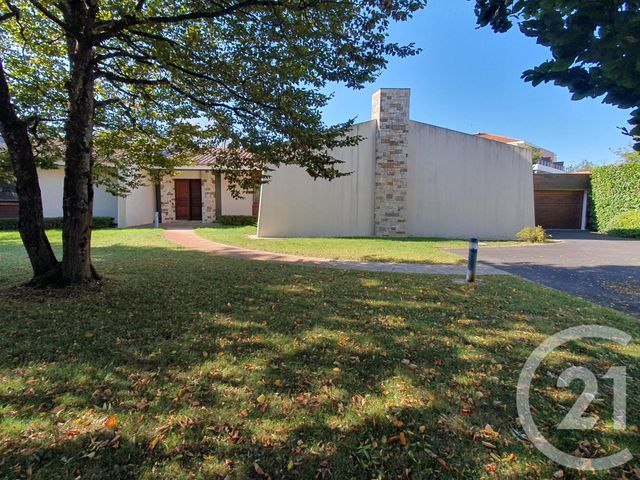 Maison à vendre - 10 pièces - 325 m2 - Challans - 85 - PAYS-DE-LOIRE