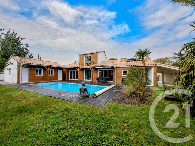 Maison &agrave; vendre - 8 pi&egrave;ces - 214,80 m2 - Chateauneuf - 85 - PAYS-DE-LOIRE