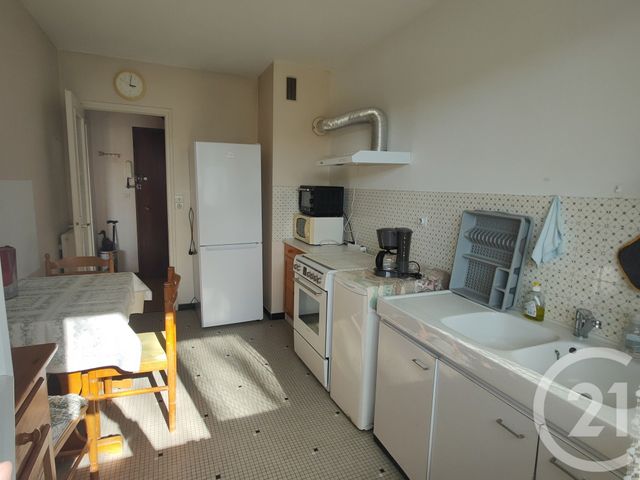Appartement T3 &agrave; vendre - 3 pi&egrave;ces - 65,15 m2 - Challans - 85 - PAYS-DE-LOIRE
