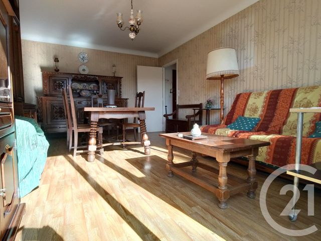 Appartement T3 &agrave; vendre - 3 pi&egrave;ces - 65,15 m2 - Challans - 85 - PAYS-DE-LOIRE