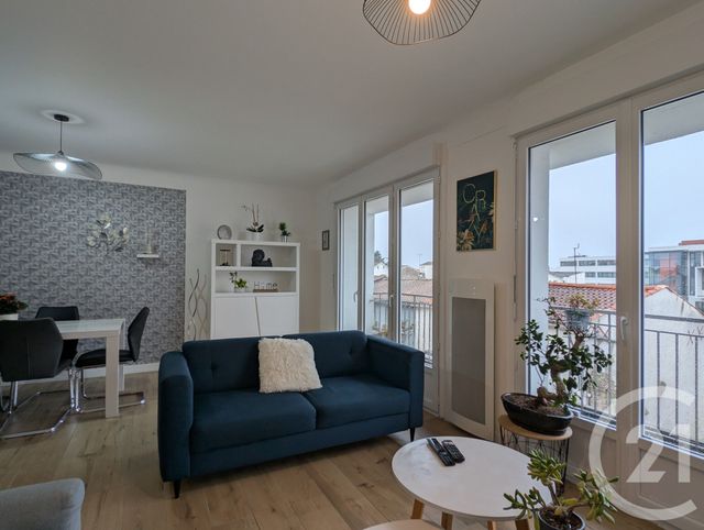 Appartement F4 &agrave; vendre - 4 pi&egrave;ces - 114 m2 - Challans - 85 - PAYS-DE-LOIRE