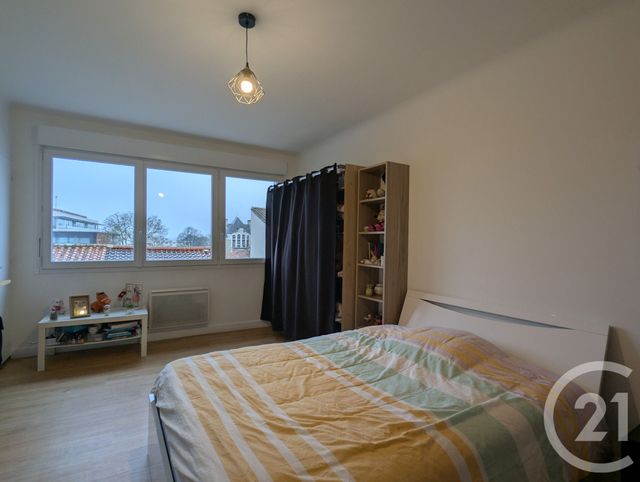 Appartement F4 &agrave; vendre - 4 pi&egrave;ces - 114 m2 - Challans - 85 - PAYS-DE-LOIRE