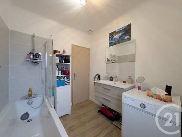 Appartement F4 &agrave; vendre - 4 pi&egrave;ces - 114 m2 - Challans - 85 - PAYS-DE-LOIRE