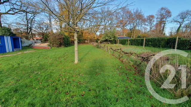 terrain - CHALLANS - 85