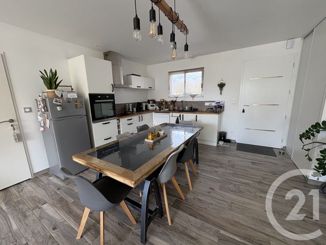 Maison &agrave; louer - 3 pi&egrave;ces - 72 m2 - Froidfond - 85 - PAYS-DE-LOIRE