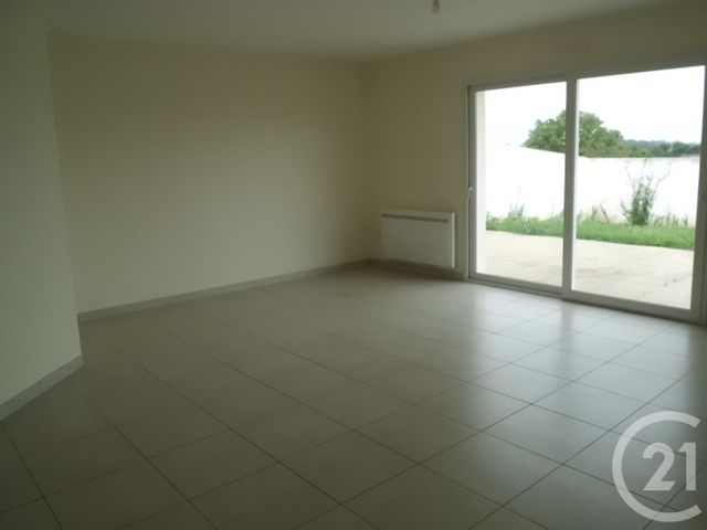 Maison &agrave; louer - 3 pi&egrave;ces - 70,75 m2 - Falleron - 85 - PAYS-DE-LOIRE