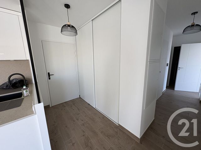 Appartement F3 &agrave; louer - 3 pi&egrave;ces - 73,68 m2 - Challans - 85 - PAYS-DE-LOIRE