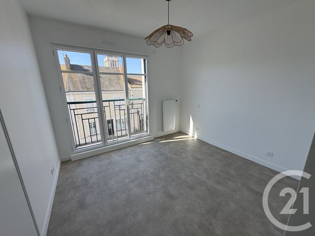 Appartement F3 &agrave; louer - 3 pi&egrave;ces - 73,68 m2 - Challans - 85 - PAYS-DE-LOIRE