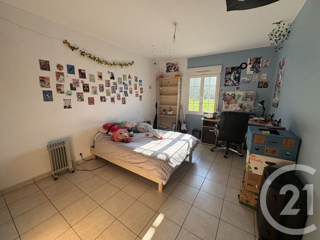 Maison &agrave; louer - 5 pi&egrave;ces - 160 m2 - Challans - 85 - PAYS-DE-LOIRE