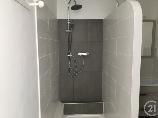 Appartement F3 &agrave; louer - 3 pi&egrave;ces - 78,26 m2 - Challans - 85 - PAYS-DE-LOIRE