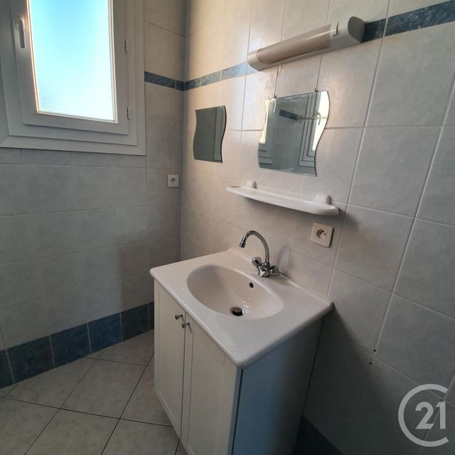 Maison &agrave; louer - 3 pi&egrave;ces - 65,08 m2 - Le Perrier - 85 - PAYS-DE-LOIRE