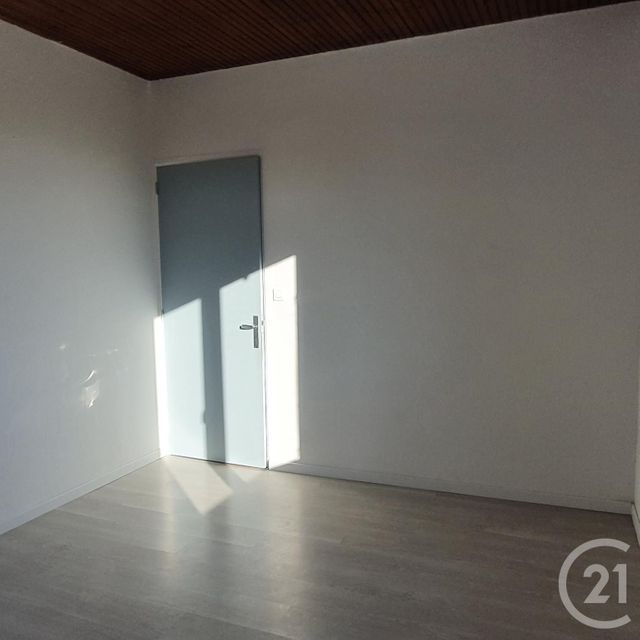 Maison &agrave; louer - 3 pi&egrave;ces - 65,08 m2 - Le Perrier - 85 - PAYS-DE-LOIRE