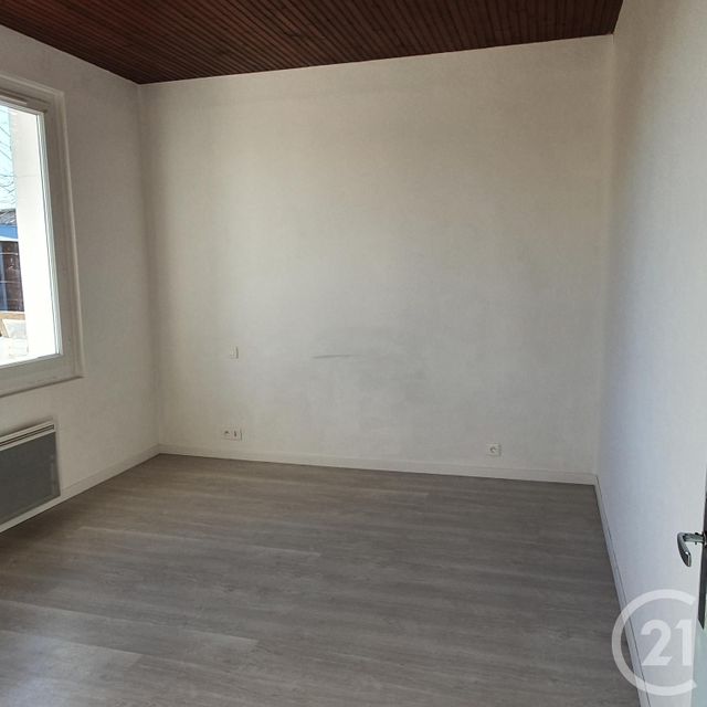 Maison &agrave; louer - 3 pi&egrave;ces - 65,08 m2 - Le Perrier - 85 - PAYS-DE-LOIRE