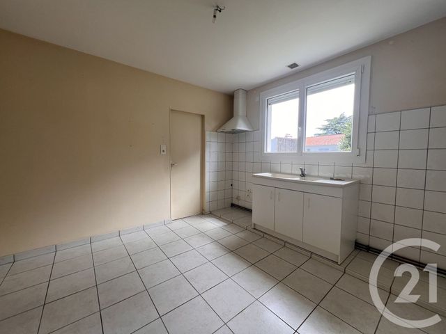 Maison &agrave; vendre - 5 pi&egrave;ces - 85 m2 - Challans - 85 - PAYS-DE-LOIRE