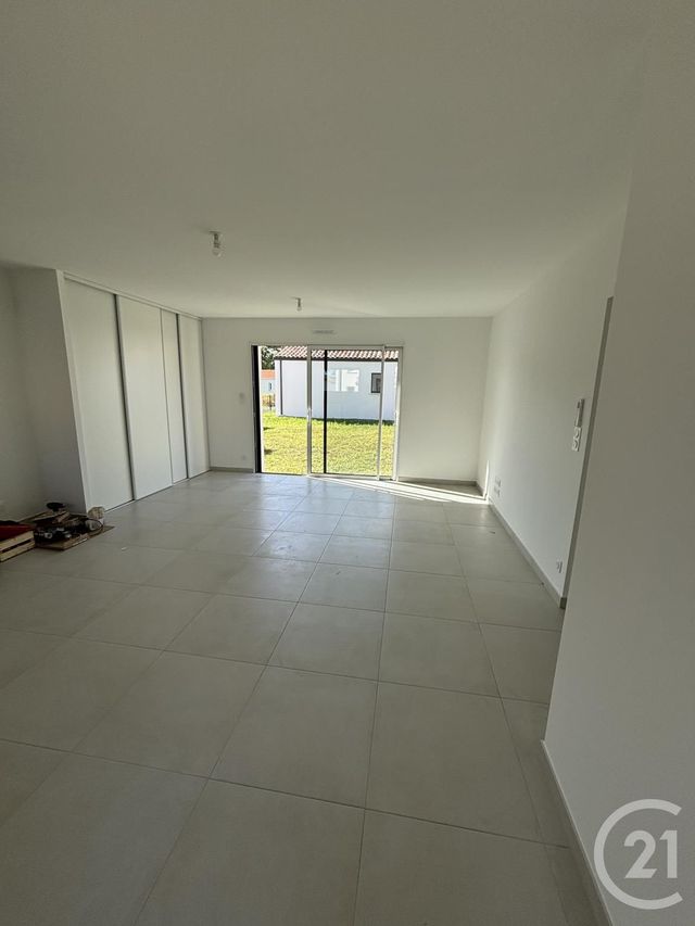 Maison &agrave; louer - 4 pi&egrave;ces - 76,44 m2 - La Garnache - 85 - PAYS-DE-LOIRE