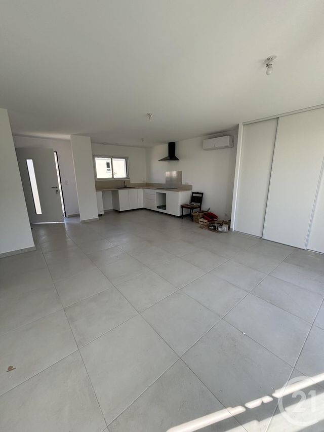 Maison &agrave; louer - 4 pi&egrave;ces - 76,44 m2 - La Garnache - 85 - PAYS-DE-LOIRE