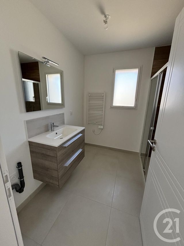 Maison &agrave; louer - 4 pi&egrave;ces - 76,44 m2 - La Garnache - 85 - PAYS-DE-LOIRE