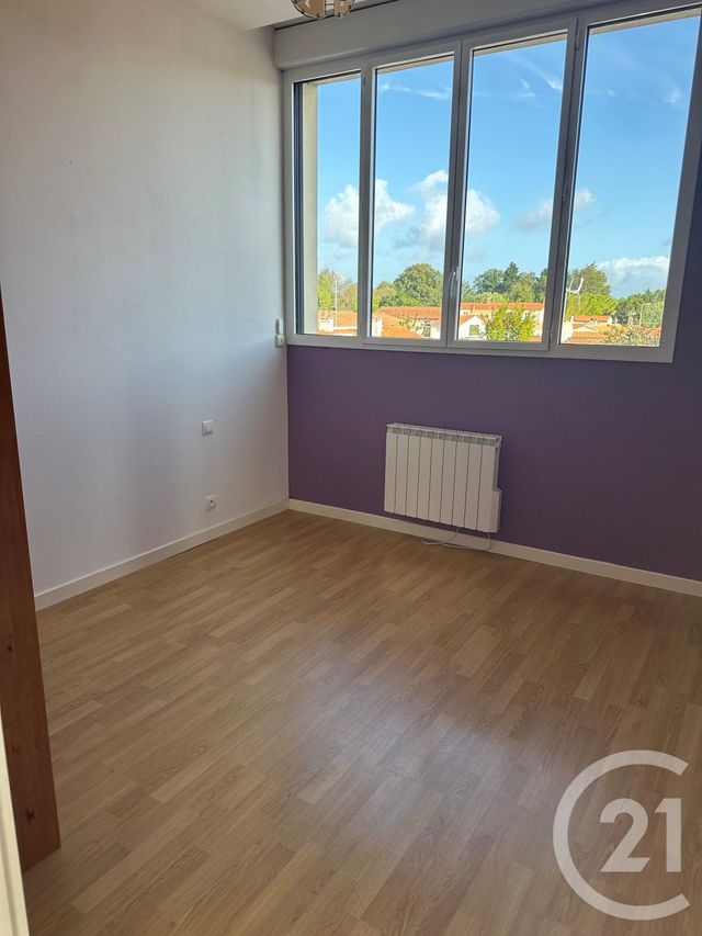 Appartement F4 &agrave; vendre - 4 pi&egrave;ces - 76,75 m2 - Commequiers - 85 - PAYS-DE-LOIRE