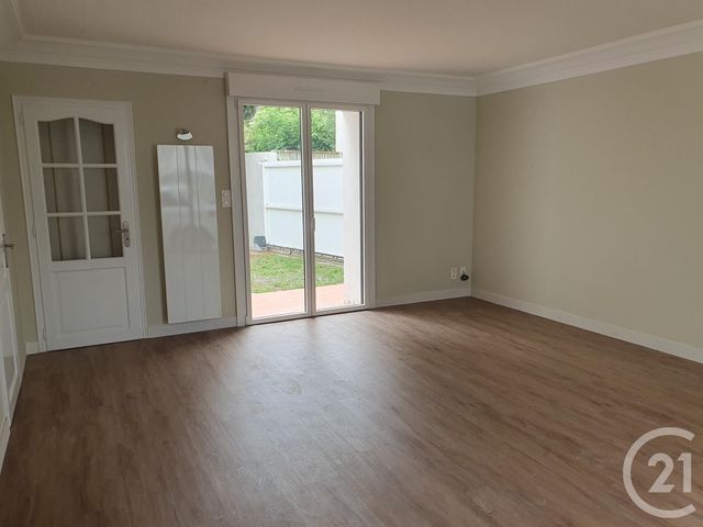 Maison &agrave; louer - 6 pi&egrave;ces - 141,37 m2 - La Garnache - 85 - PAYS-DE-LOIRE