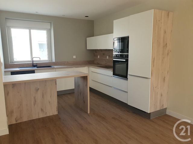 Maison &agrave; louer - 6 pi&egrave;ces - 141,37 m2 - La Garnache - 85 - PAYS-DE-LOIRE