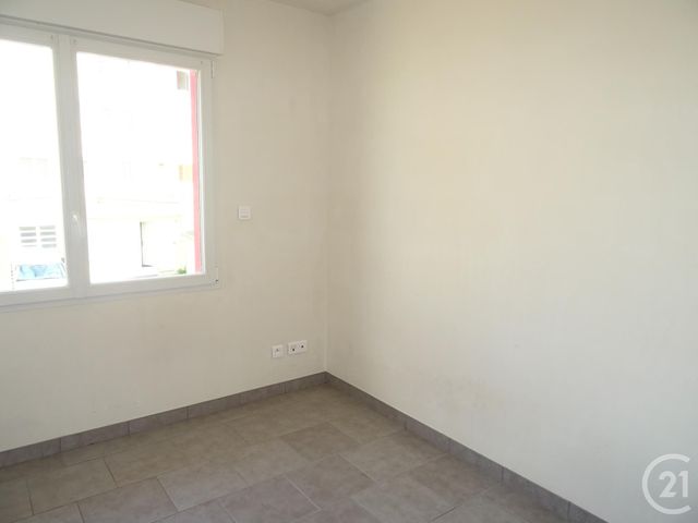 Appartement F2 &agrave; louer - 2 pi&egrave;ces - 60,55 m2 - Challans - 85 - PAYS-DE-LOIRE