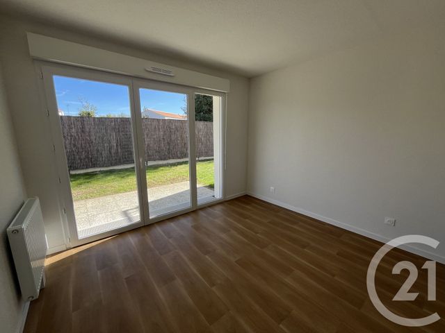 Appartement T4 &agrave; louer - 4 pi&egrave;ces - 78,15 m2 - Challans - 85 - PAYS-DE-LOIRE