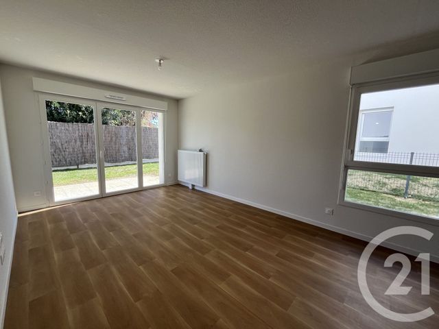 Appartement T4 &agrave; louer - 4 pi&egrave;ces - 78,15 m2 - Challans - 85 - PAYS-DE-LOIRE