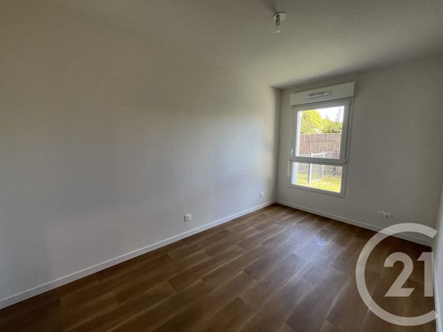 Appartement T4 &agrave; louer - 4 pi&egrave;ces - 78,15 m2 - Challans - 85 - PAYS-DE-LOIRE
