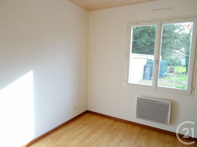 Maison &agrave; louer - 3 pi&egrave;ces - 71,92 m2 - Apremont - 85 - PAYS-DE-LOIRE