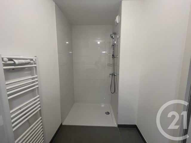Appartement T2 &agrave; louer - 2 pi&egrave;ces - 49,09 m2 - Challans - 85 - PAYS-DE-LOIRE