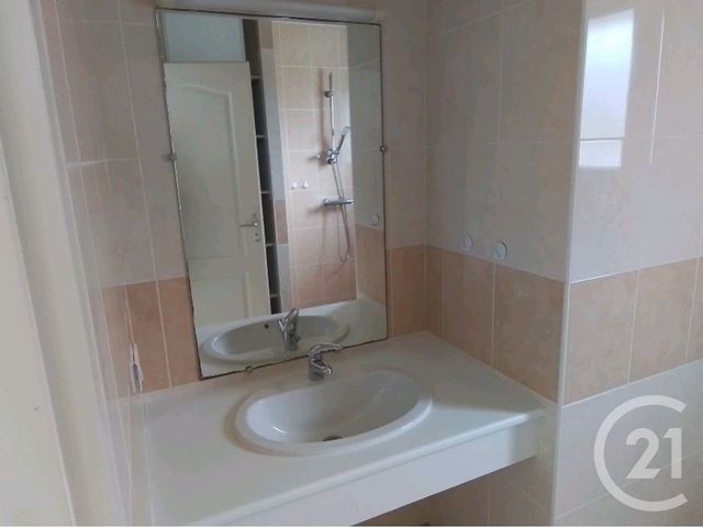 Maison &agrave; louer - 3 pi&egrave;ces - 70,75 m2 - Falleron - 85 - PAYS-DE-LOIRE