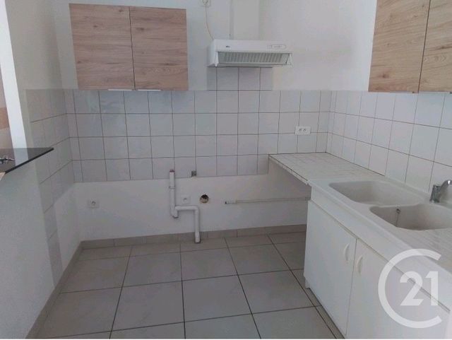 Maison &agrave; louer - 3 pi&egrave;ces - 70,75 m2 - Falleron - 85 - PAYS-DE-LOIRE
