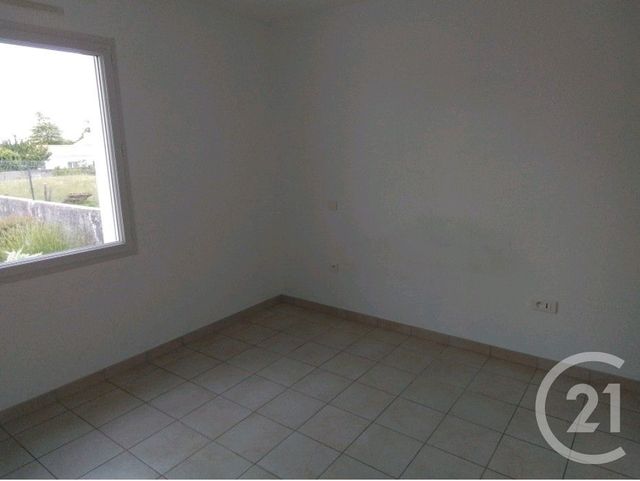Maison &agrave; louer - 3 pi&egrave;ces - 70,75 m2 - Falleron - 85 - PAYS-DE-LOIRE