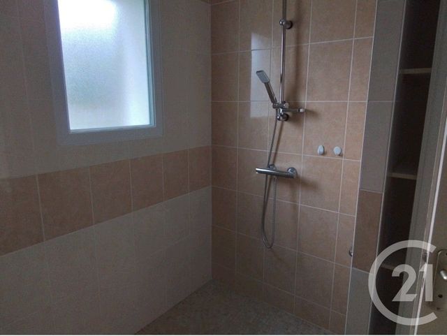 Maison &agrave; louer - 3 pi&egrave;ces - 70,75 m2 - Falleron - 85 - PAYS-DE-LOIRE