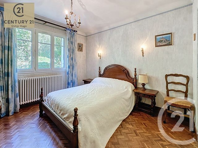 Maison à vendre - 7 pièces - 222,73 m2 - Le Palais Sur Vienne - 87 - LIMOUSIN