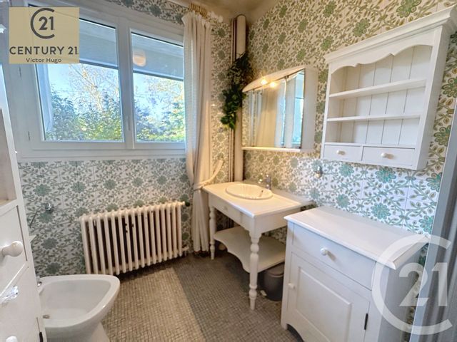 Maison à vendre - 7 pièces - 222,73 m2 - Le Palais Sur Vienne - 87 - LIMOUSIN