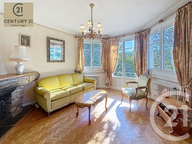 Maison à vendre - 7 pièces - 222,73 m2 - Le Palais Sur Vienne - 87 - LIMOUSIN