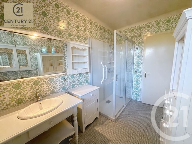 Maison à vendre - 7 pièces - 222,73 m2 - Le Palais Sur Vienne - 87 - LIMOUSIN