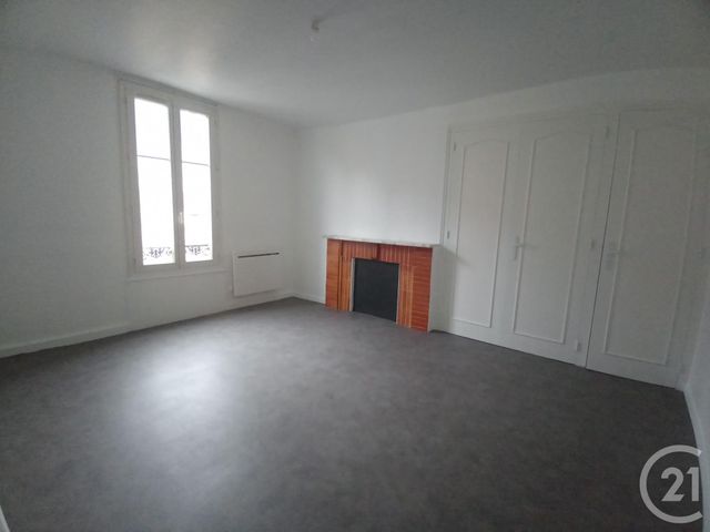 Appartement F3 &agrave; louer - 3 pi&egrave;ces - 100,63 m2 - Limoges - 87 - LIMOUSIN