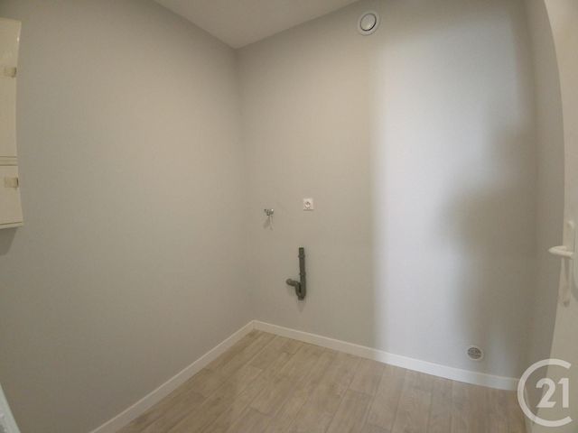 Appartement F2 &agrave; louer - 2 pi&egrave;ces - 68,49 m2 - Limoges - 87 - LIMOUSIN