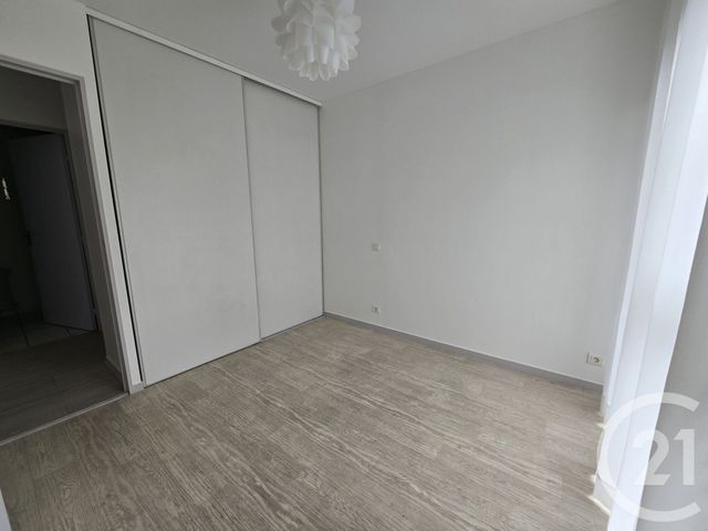 Appartement F3 &agrave; louer - 3 pi&egrave;ces - 80,47 m2 - Limoges - 87 - LIMOUSIN