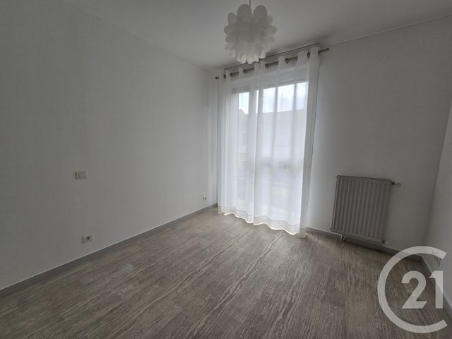 Appartement F3 &agrave; louer - 3 pi&egrave;ces - 80,47 m2 - Limoges - 87 - LIMOUSIN