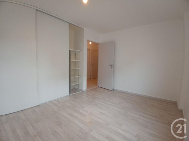 Appartement F3 &agrave; louer - 3 pi&egrave;ces - 80,47 m2 - Limoges - 87 - LIMOUSIN