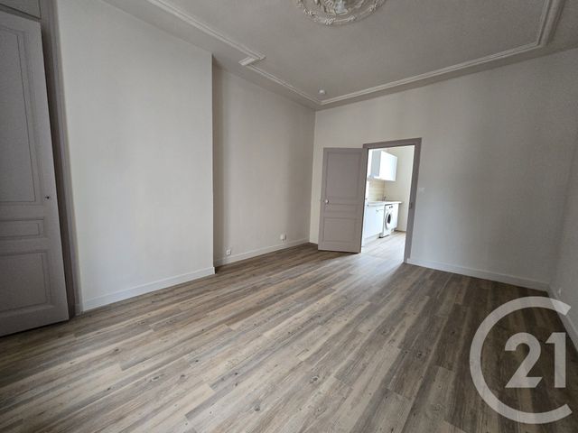 Appartement F1 &agrave; louer - 1 pi&egrave;ce - 30,30 m2 - Limoges - 87 - LIMOUSIN