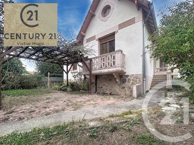 Maison 7 pièces 163 m² · à Saint-Junien · 163,2 m² · 220 000 €