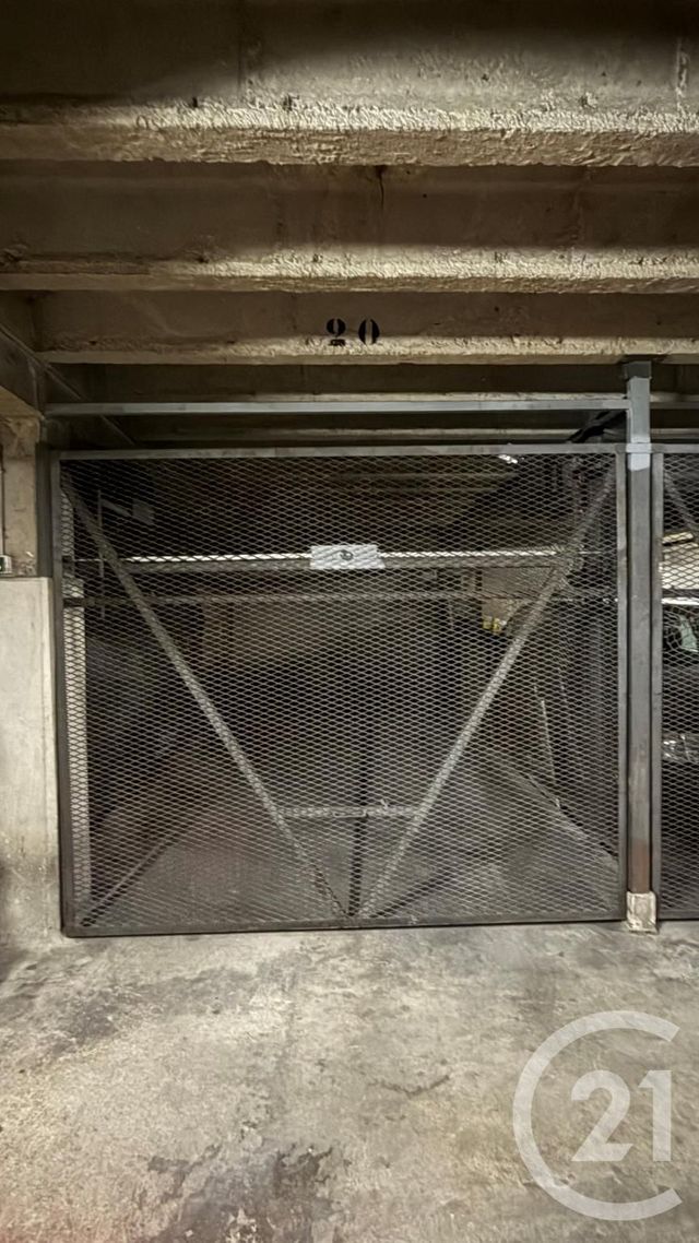 parking - PARIS - 75011